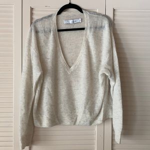 IRO V-neck Light cream long sleeve sweater